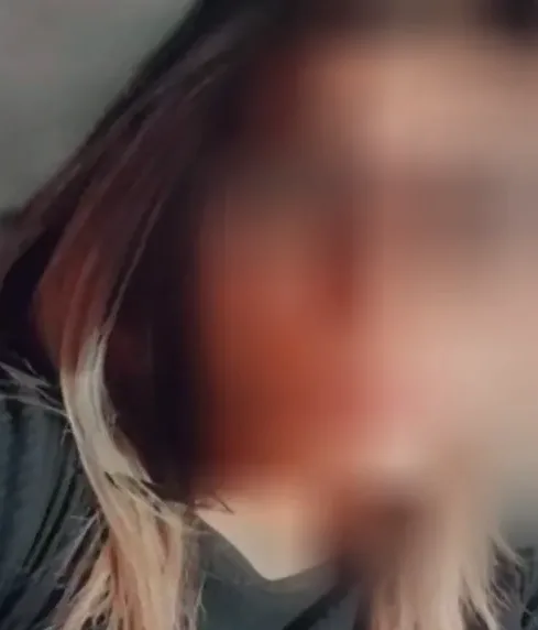 Ayse, 30