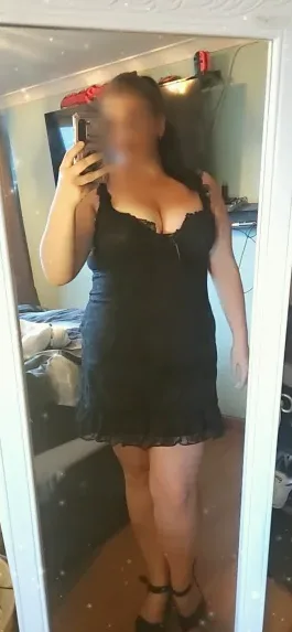 Chiara, 35