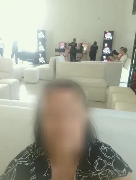 Chiara, 36