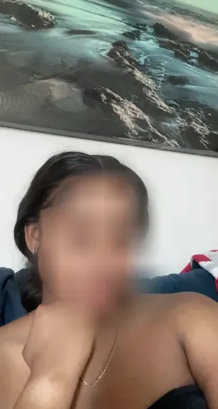 Fiona, 29