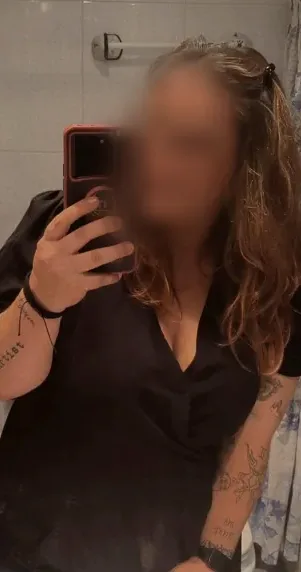 Lotta, 35