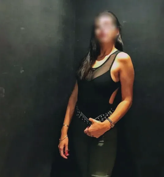 Yasmin, 26